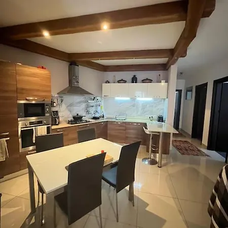 Kolbe Apartament *